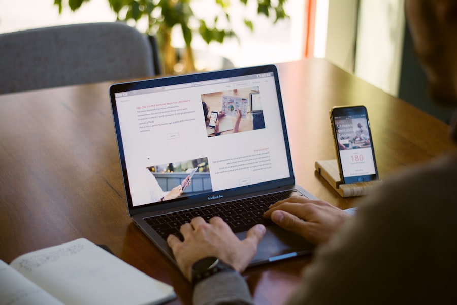 Illustration pour Réussir avec le marketing digital: les clés du succès