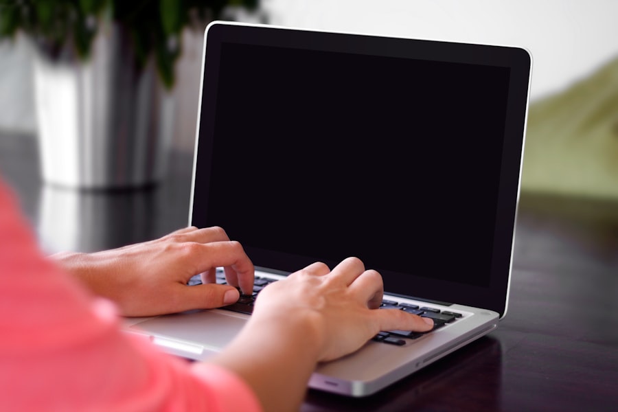 Illustration pour Comment faire un site internet: guide pratique